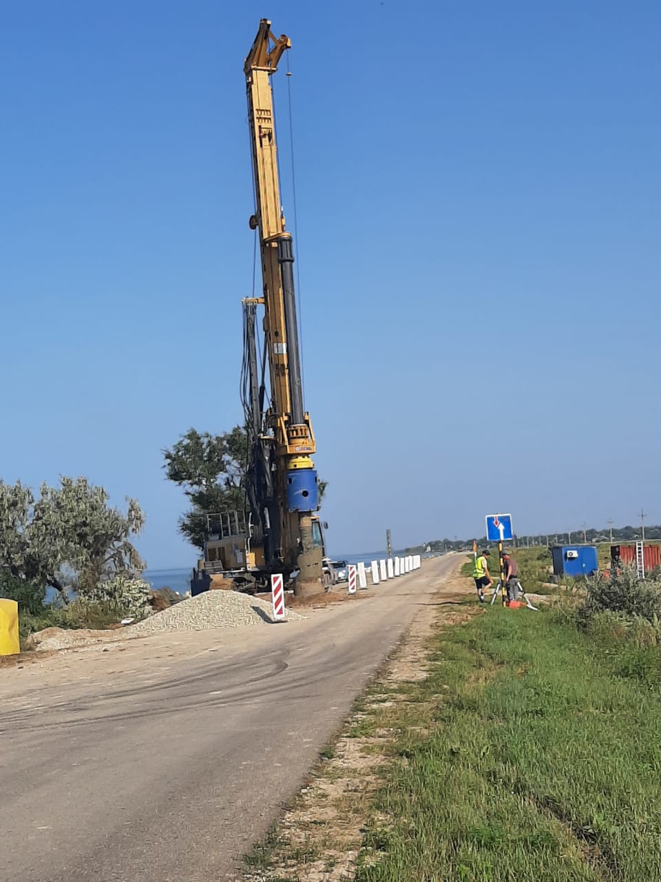 В Ясенском с/п начался ремонт автомобильной дороги на Ясенскую переправу